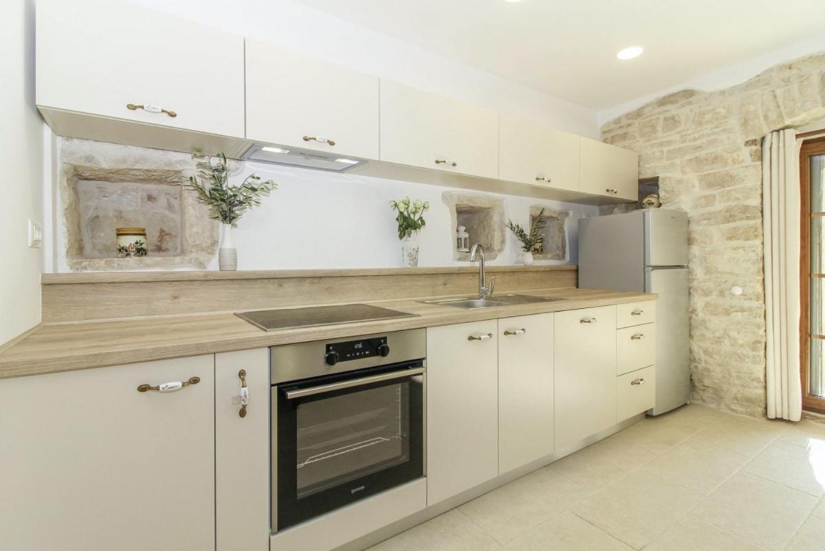 Villa Olea In Barat - Haus Fuer 6-8 Personen Kanfanar Εξωτερικό φωτογραφία