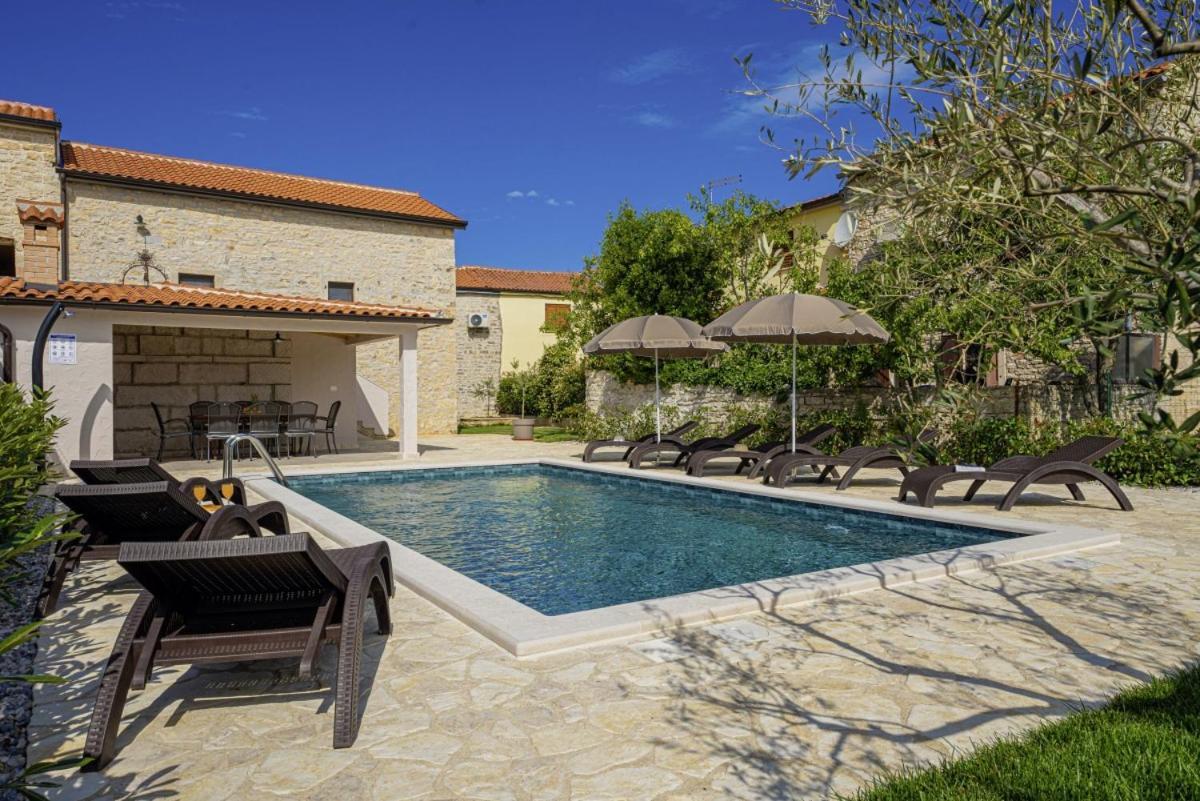 Villa Olea In Barat - Haus Fuer 6-8 Personen Kanfanar Εξωτερικό φωτογραφία