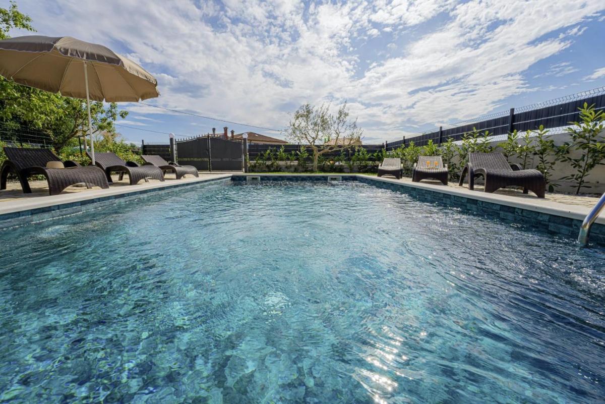 Villa Olea In Barat - Haus Fuer 6-8 Personen Kanfanar Εξωτερικό φωτογραφία